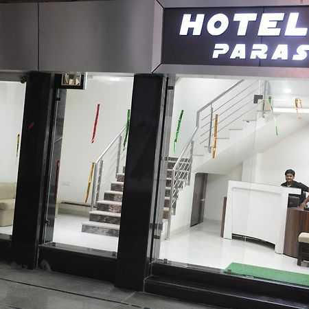 Hotel Paras Lalitpur 외부 사진